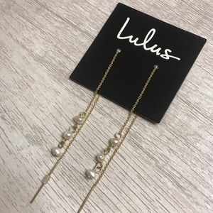 Lulus pull through earrings!! Never worn before!!
